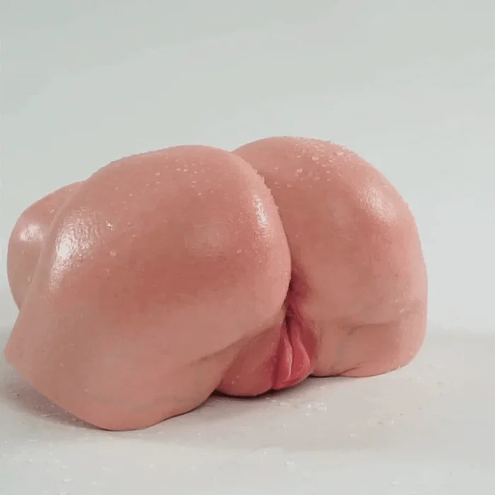 Luna – Dual-Layer Silicone Hip with Lifelike Jelly Texture, Odorless & Durable Realistic Butt