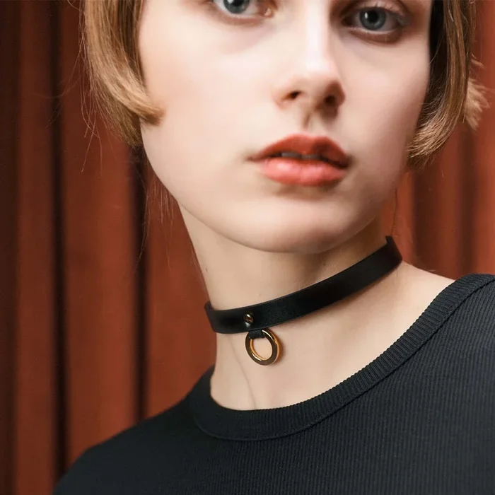 UPKO Luxury Italian Leather Thin Choker – Black